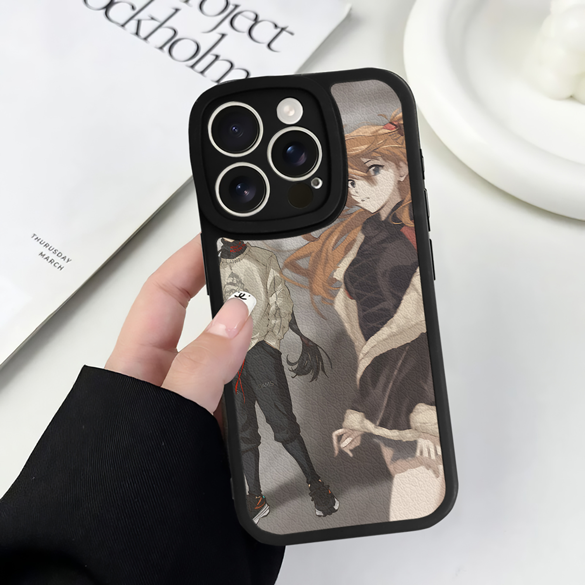 （画像用） EVA 新世紀エヴァンゲリオン 【iPhone 16シリーズ対応】シリコンスマホケース（レザー調） 材質：シリコン